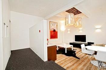 Apartment K Homestay